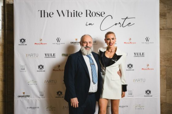 Evento White Rose in Corte